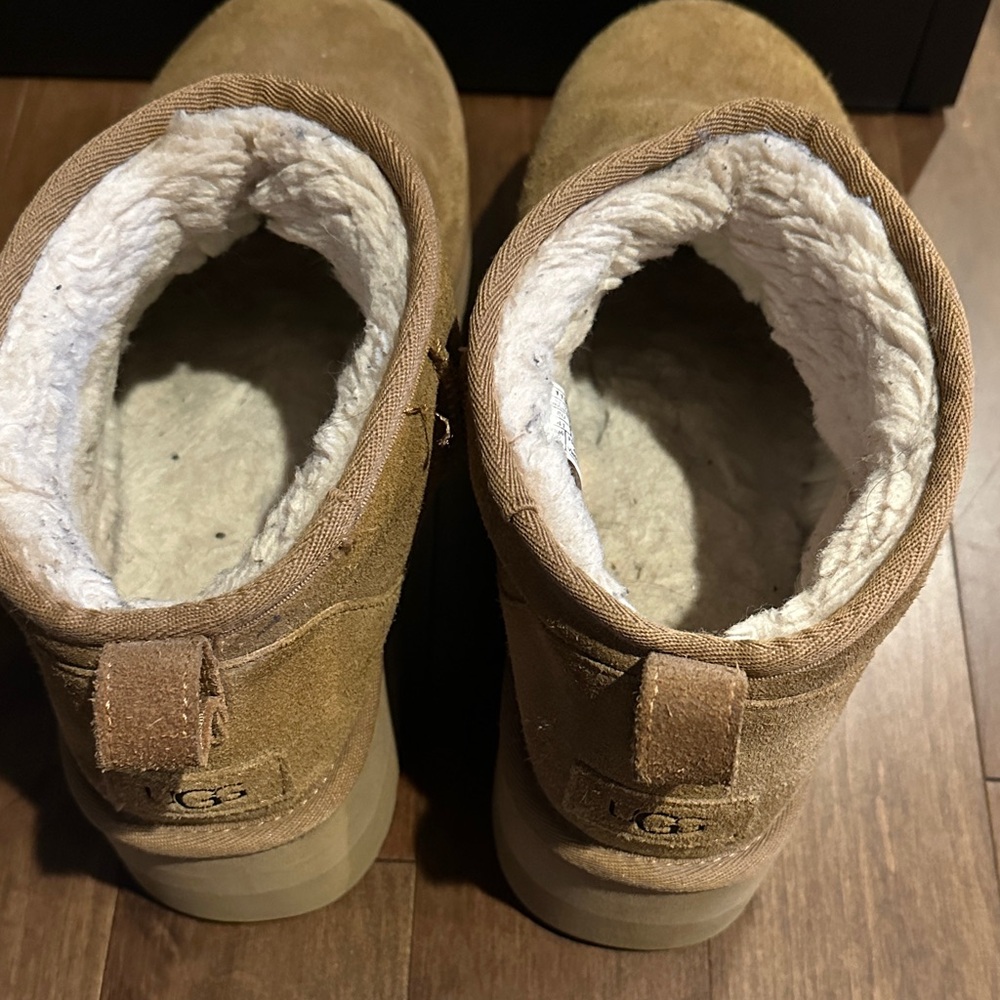 Ugg Ultra Mini Platform Boots - Picture 7 of 8